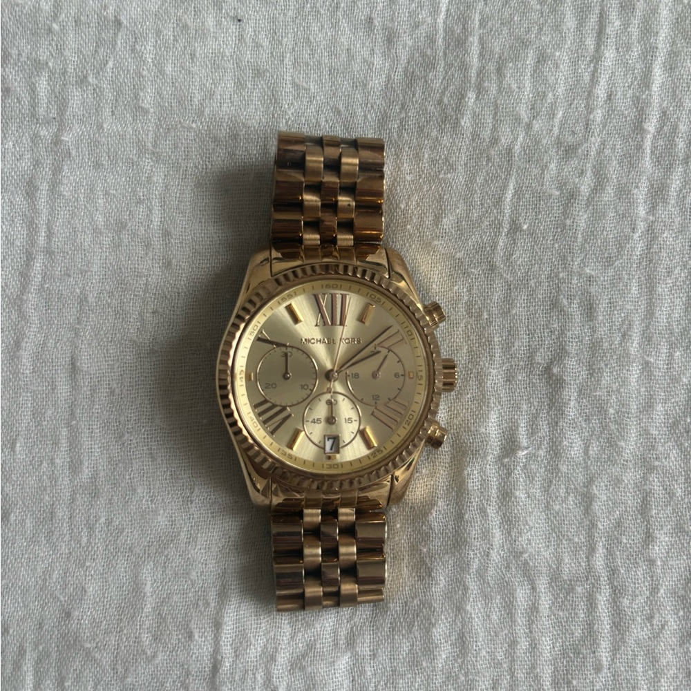 MICHAEL KORS WATCH - good as new!